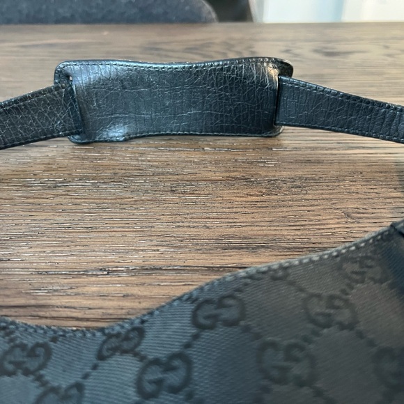 Gucci Hassler Hobo Bag - Picture 8 of 13